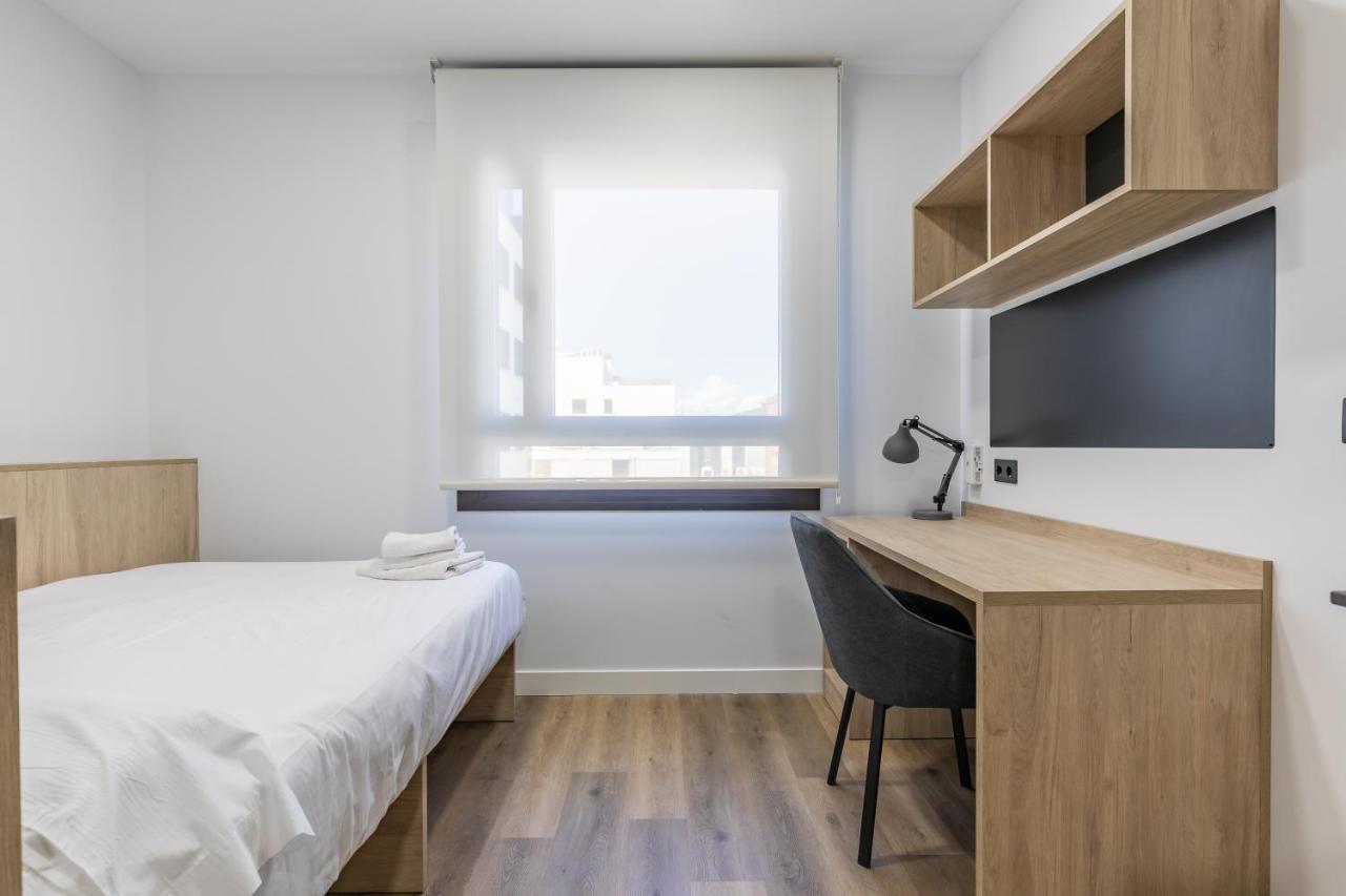 Micampus Xaudaro Student Residence Мадрид Екстер'єр фото